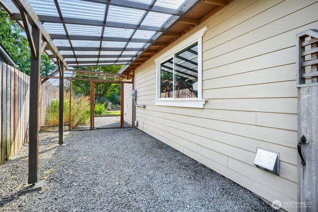 18529 SE 244th Place, Covington, WA 98042