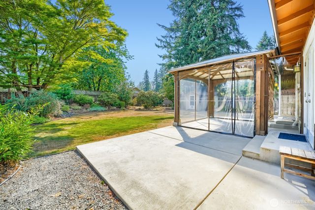 18529 SE 244th Place, Covington, WA 98042