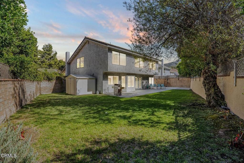 Image 25 of property listing at 263 Fox Hills Drive, Thousand Oaks, CA 91361
