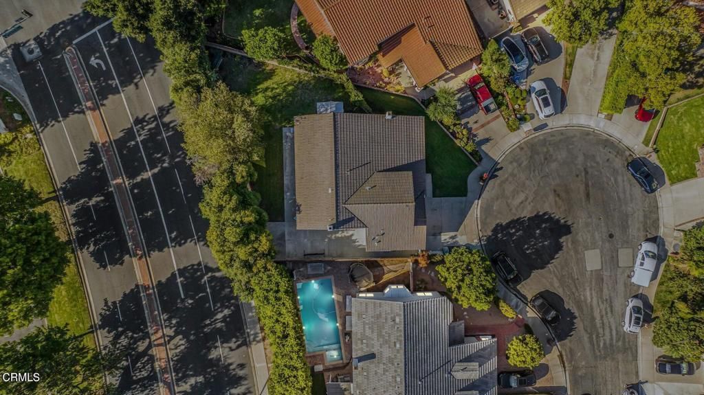 Image 26 of property listing at 263 Fox Hills Drive, Thousand Oaks, CA 91361