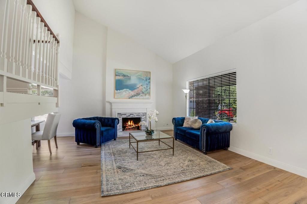 Image 4 of property listing at 263 Fox Hills Drive, Thousand Oaks, CA 91361