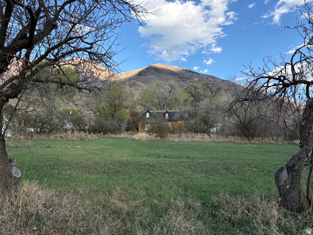 3963 W 9850 N, Cedar Hills, UT 84062