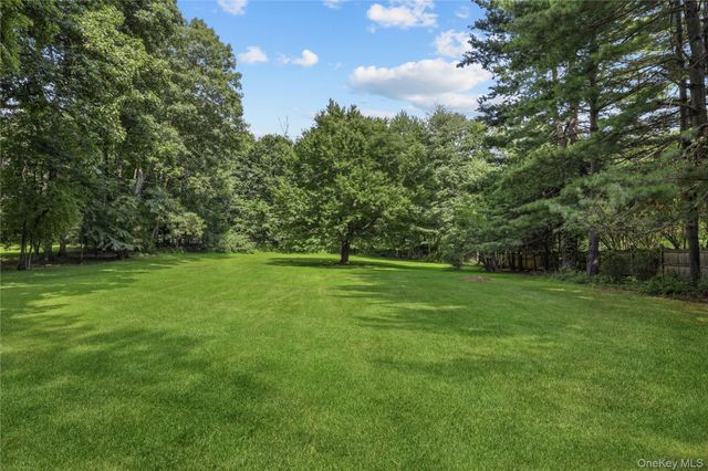 54 W Patent Road, Bedford Hills, NY 10507