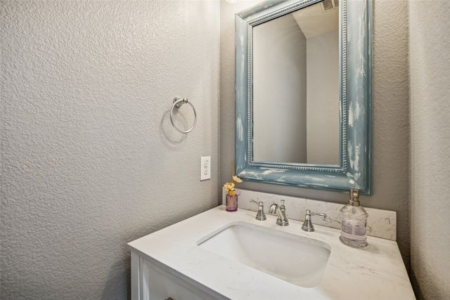 8100 Caelan Court, Mckinney, TX 75071