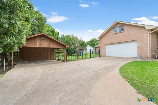 216 Mesa Drive, Gatesville, TX 76528