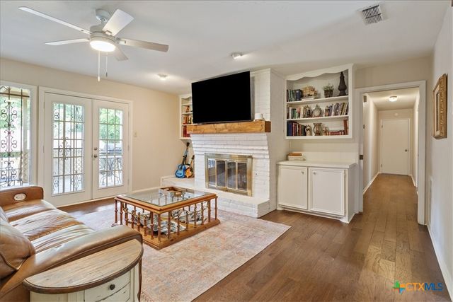 216 Mesa Drive, Gatesville, TX 76528