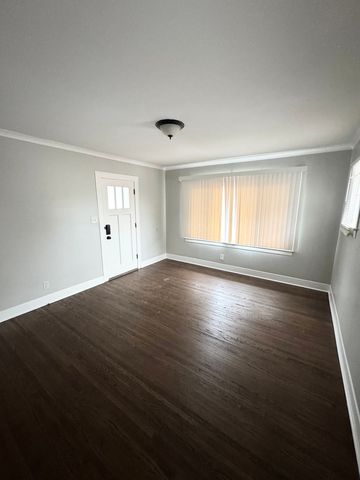 1317 N Raynor Avenue, Joliet, IL 60435