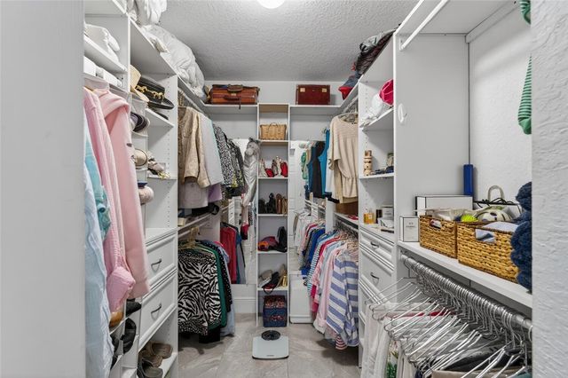 1805 Waterford Drive 2, Vero Beach, FL 32966