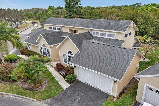 1805 Waterford Drive 2, Vero Beach, FL 32966