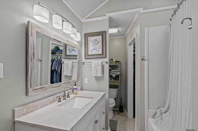 18254 Autumn Run Dr, Prairieville, LA 70769