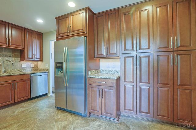 316 Glenroy Avenue, Delhi Twp, OH 45233