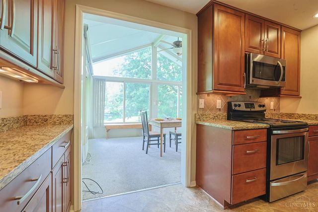 316 Glenroy Avenue, Delhi Twp, OH 45233