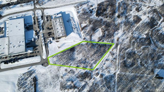 3100 JOHN CONLEY Drive S, Lapeer, MI 48446