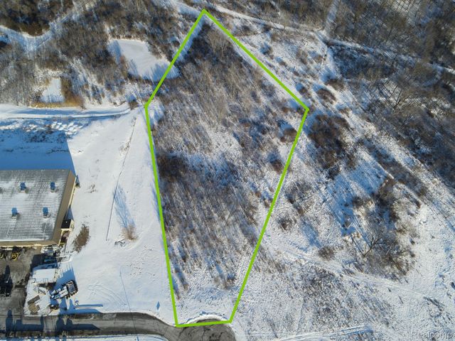 3100 JOHN CONLEY Drive S, Lapeer, MI 48446