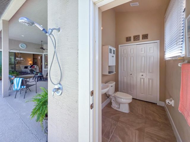 19 N PARK CIRCLE, Palm Coast, FL 32137