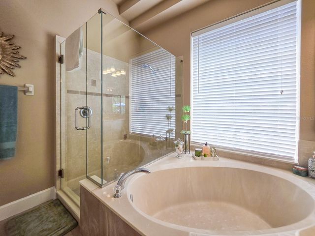 19 N PARK CIRCLE, Palm Coast, FL 32137