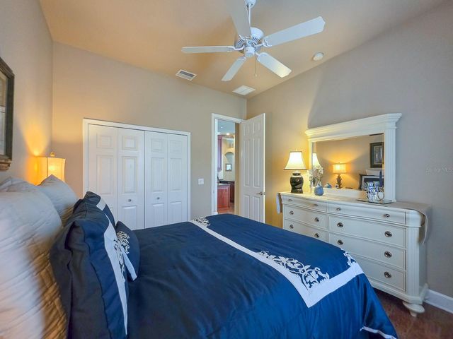 19 N PARK CIRCLE, Palm Coast, FL 32137