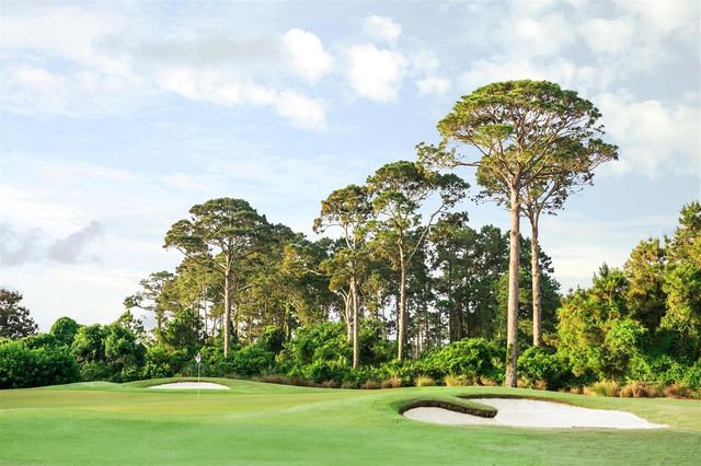 19 N PARK CIRCLE, Palm Coast, FL 32137