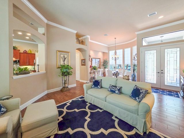 19 N PARK CIRCLE, Palm Coast, FL 32137