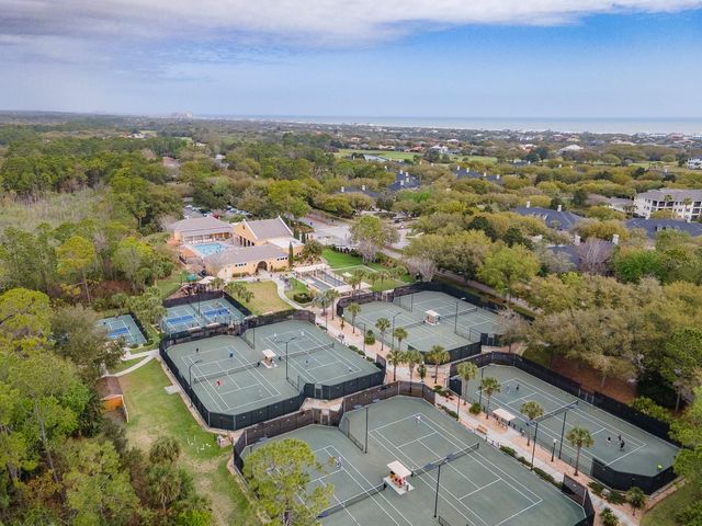 19 N PARK CIRCLE, Palm Coast, FL 32137