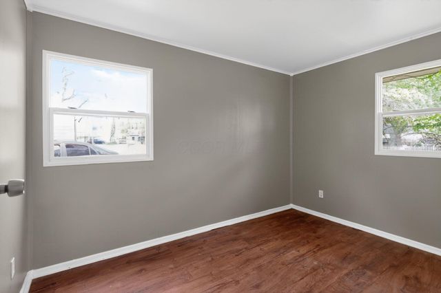 447 S Hampton Road, Columbus, OH 43213
