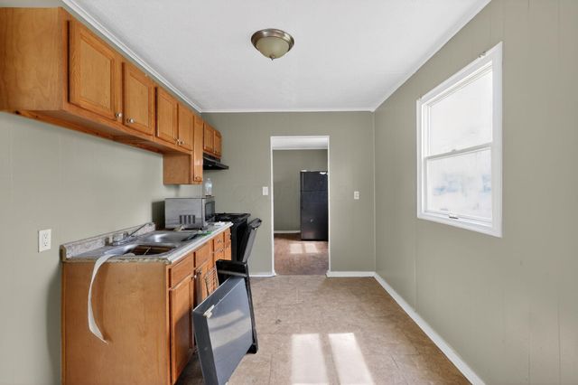 447 S Hampton Road, Columbus, OH 43213