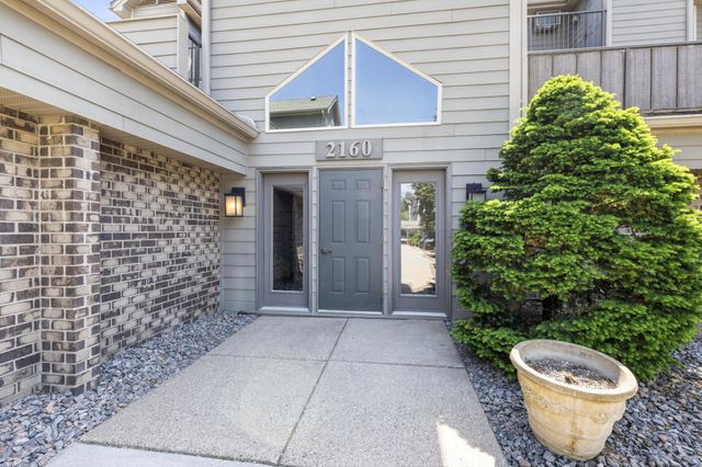 2160 Ridge Drive 11, Saint Louis Park, MN 55416
