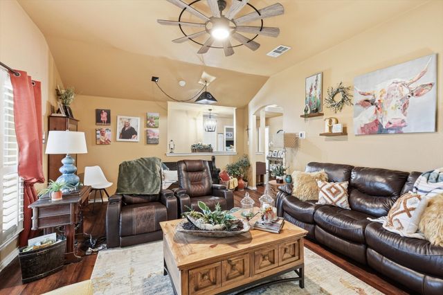 116 Sierra Trail, Justin, TX 76247