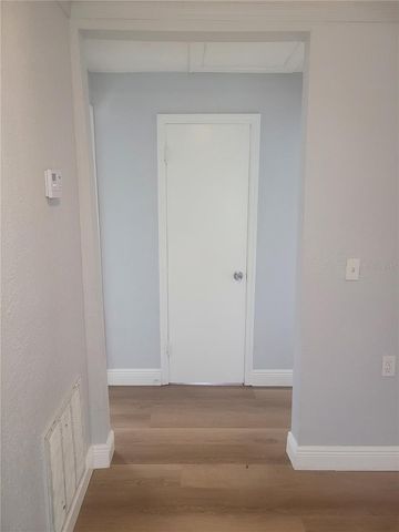 1320 S OLEANDER AVENUE, Sanford, FL 32771