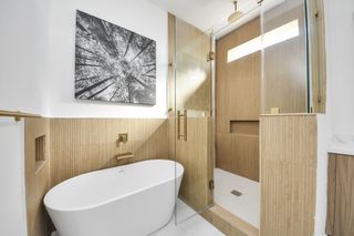 1216 E 34th Street A, Houston, TX 77022