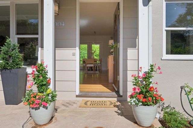 1004 Del Norte Avenue, Menlo Park, CA 94025