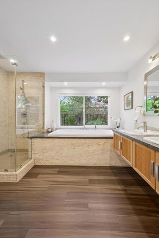 1004 Del Norte Avenue, Menlo Park, CA 94025