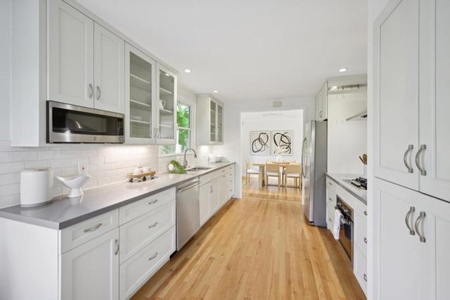 1004 Del Norte Avenue, Menlo Park, CA 94025