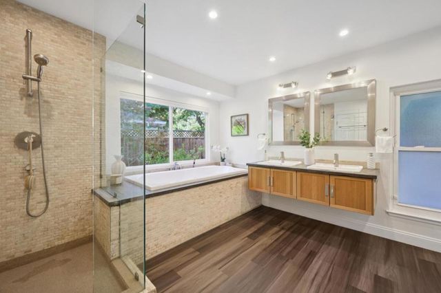 1004 Del Norte Avenue, Menlo Park, CA 94025