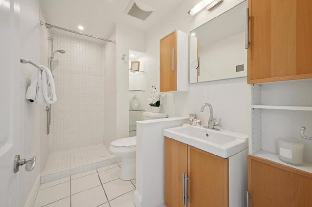 1004 Del Norte Avenue, Menlo Park, CA 94025