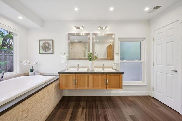 1004 Del Norte Avenue, Menlo Park, CA 94025