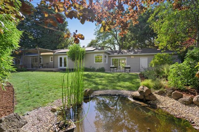 1004 Del Norte Avenue, Menlo Park, CA 94025