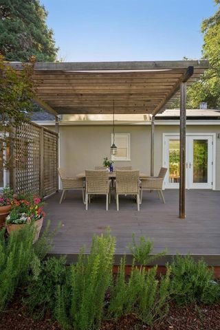 1004 Del Norte Avenue, Menlo Park, CA 94025