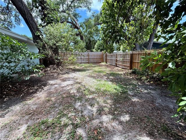 677 OAKWOOD DRIVE, Dunedin, FL 34698