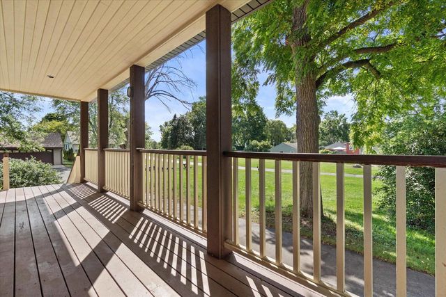 3381 E Ryan ROAD, Oak Creek, WI 53154