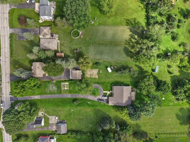 3381 E Ryan ROAD, Oak Creek, WI 53154