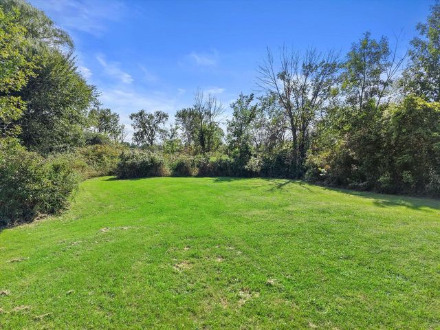 3381 E Ryan ROAD, Oak Creek, WI 53154