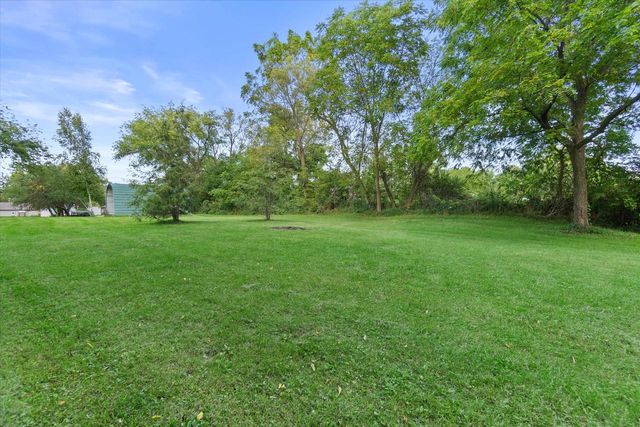 3381 E Ryan ROAD, Oak Creek, WI 53154