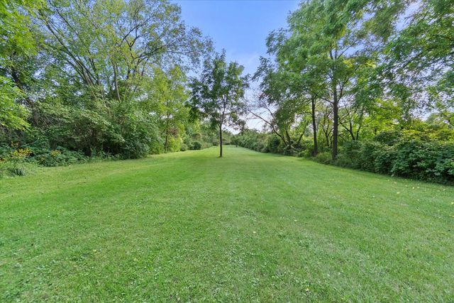 3381 E Ryan ROAD, Oak Creek, WI 53154