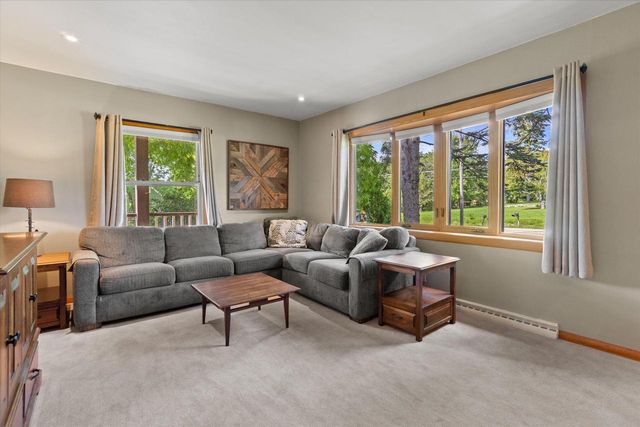 3381 E Ryan ROAD, Oak Creek, WI 53154