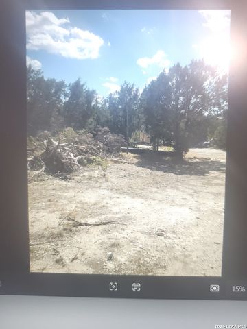 1132 Pecan Cir, Canyon Lake, TX 78133