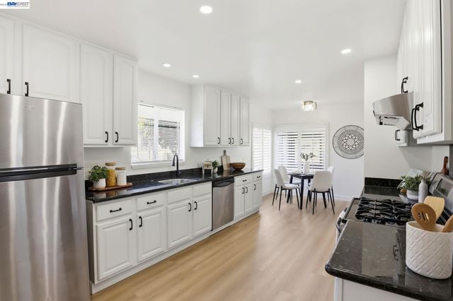 277 W Juana Ave, San Leandro, CA 94577