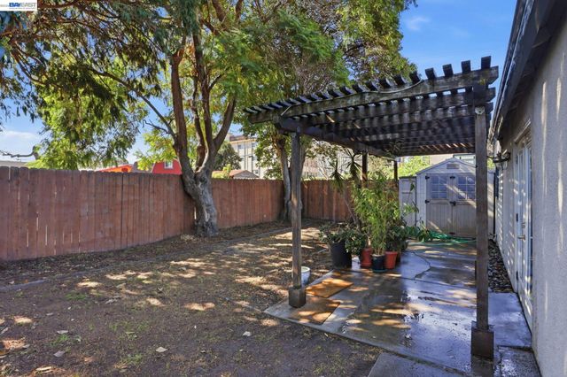 277 W Juana Ave, San Leandro, CA 94577
