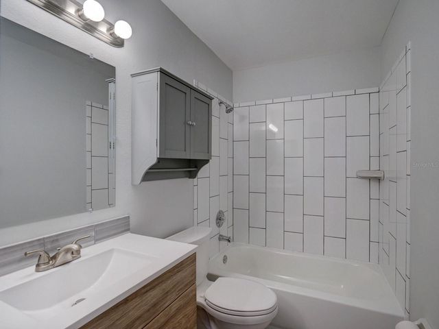 1007 SUMNER BOULEVARD B, Safety Harbor, FL 34695