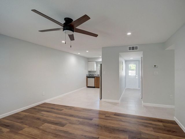 1007 SUMNER BOULEVARD B, Safety Harbor, FL 34695